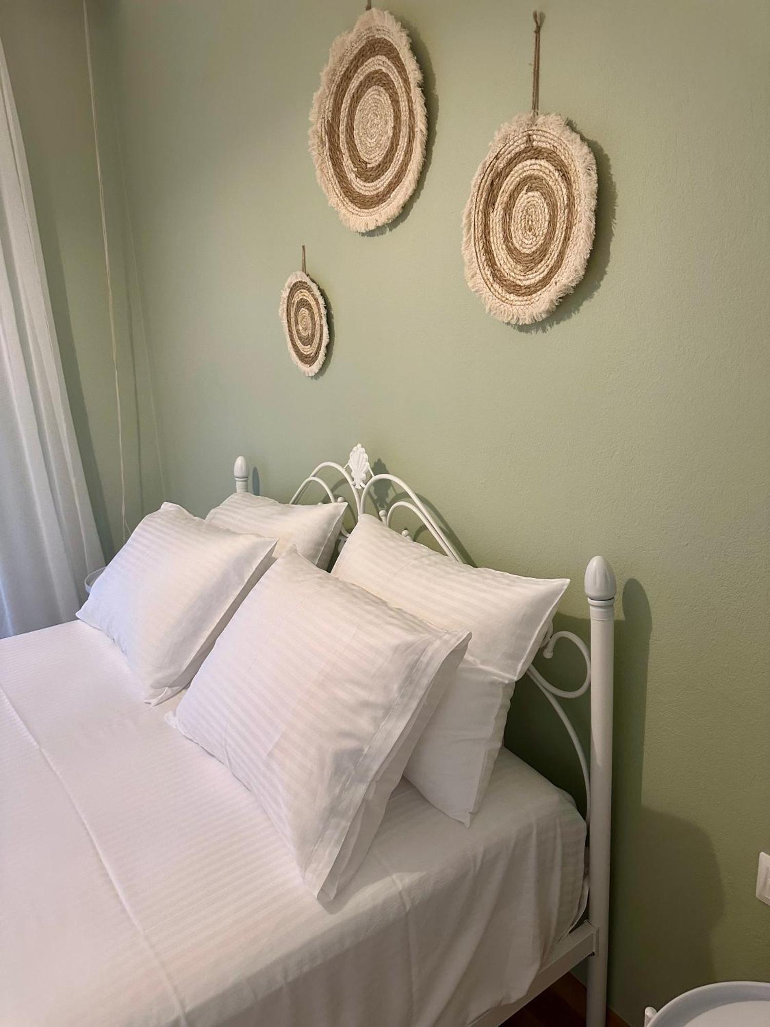 Queen Calliope Garden Suites Кавала Екстер'єр фото